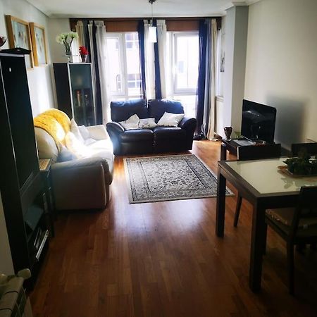 Piso Luminoso En El Temple Apartment โอโกรูญา ภายนอก รูปภาพ